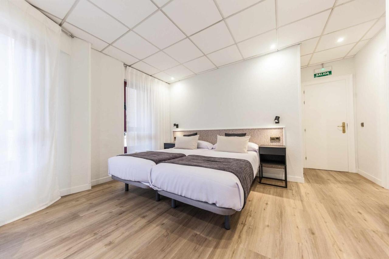 Auditorio Rooms Boutique אוביידו מראה חיצוני תמונה